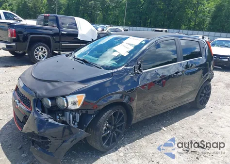 2013 Chevrolet Sonic Lt Auto из США, поврежденный, VIN 1G1JC6SH2D4237422